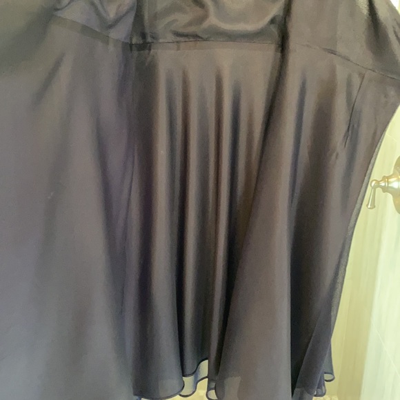 Ruffle Wrap Dress 👗 - Picture 11 of 12